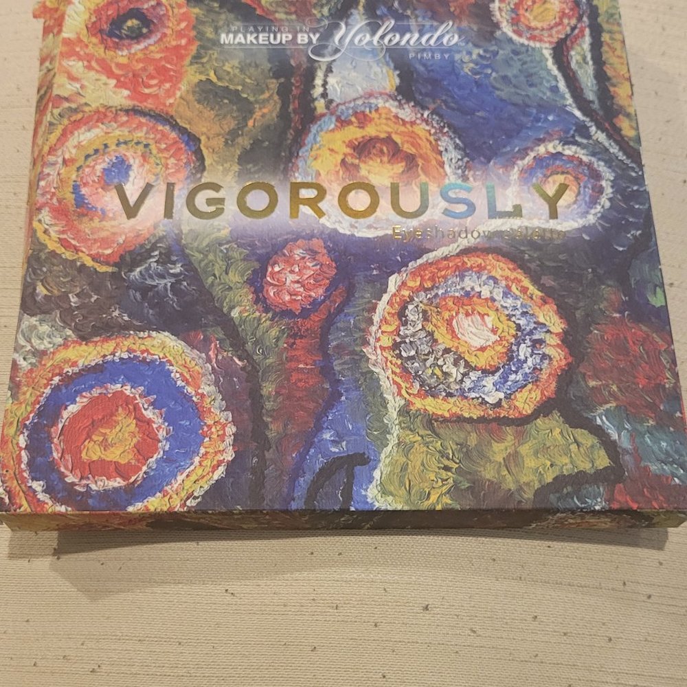Playing in Makeup By Yolondo (PIMBY) Eyeshadow Palette